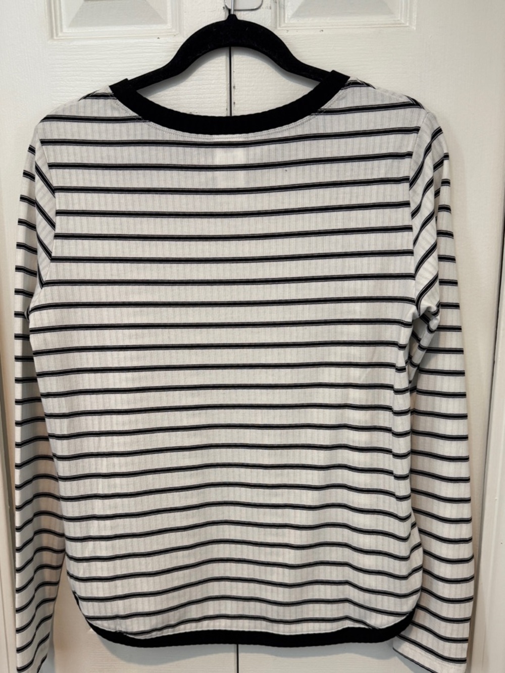 Collette Tee - Picture 2 of 3